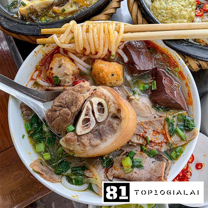 bún bò gia lai